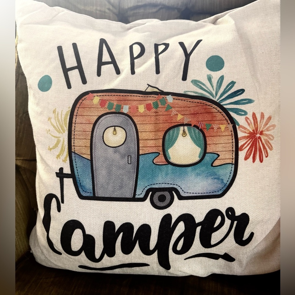 😁 HAPPY CAMPER 18x18 DECORATIVE THROW PILLOW